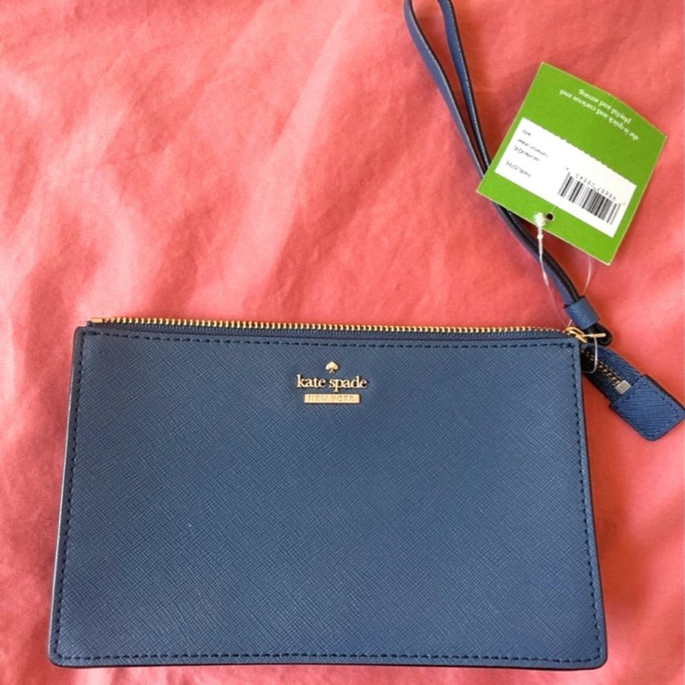New Kate Spade Small Case - Perfect for Your Essentials